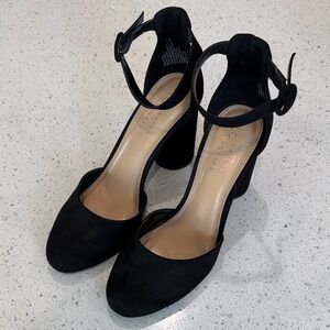 LC Lauren Conrad Black Ankle Strap Heels